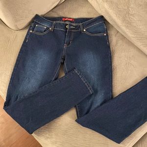 4 pairs of Jeans
